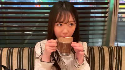 ນາງເປັນເພື່ອນທີ່ຂຶ້ນກັບສະໂມສອນດຽວກັນຢູ່ມະຫາວິທະຍາໄລ. ແລະນາງເປັນສາວທີ່ດຶງດູດຫຼາຍທີ່ສຸດໃນສະໂມສອນ. ນີ້ແມ່ນບັນຍາກາດ sexy ຍີ່ປຸ່ນ.