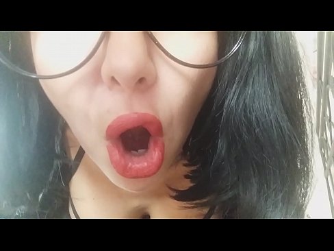 ❤️ ທີ່​ຮັກ, ແມ່​ລ້ຽງ​ຂອງ​ທ່ານ​ຈະ​ບໍ່​ໃຫ້​ທ່ານ​ໄປ​ໂຮງ​ຮຽນ​ມື້​ນີ້ ... ຂ້າ​ພະ​ເຈົ້າ​ຕ້ອງ​ການ​ທ່ານ​ຫຼາຍ​ເກີນ​ໄປ ... ❤️❌ ໜັງໂປ້ ຢູ່ພວກເຮົາ ️❤